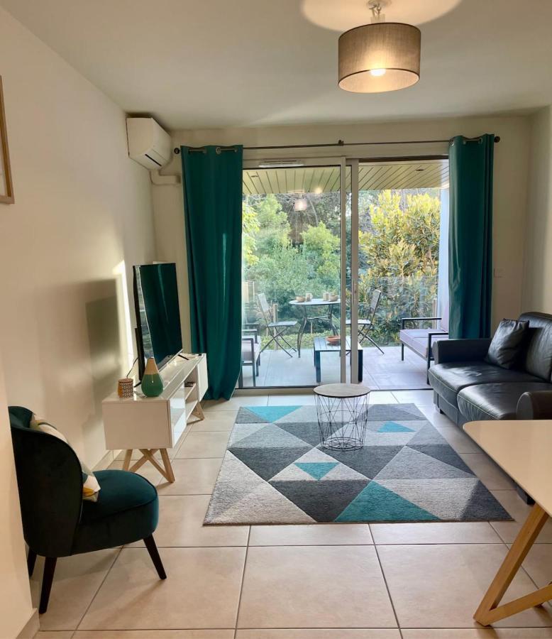 Oxford 1 Bedroom Apartment In A Brand New Building With A Pool Cannes Exterior photo